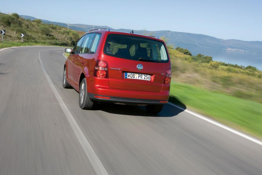  Volkswagen Touran 2007 года  (фото 32 из 74)